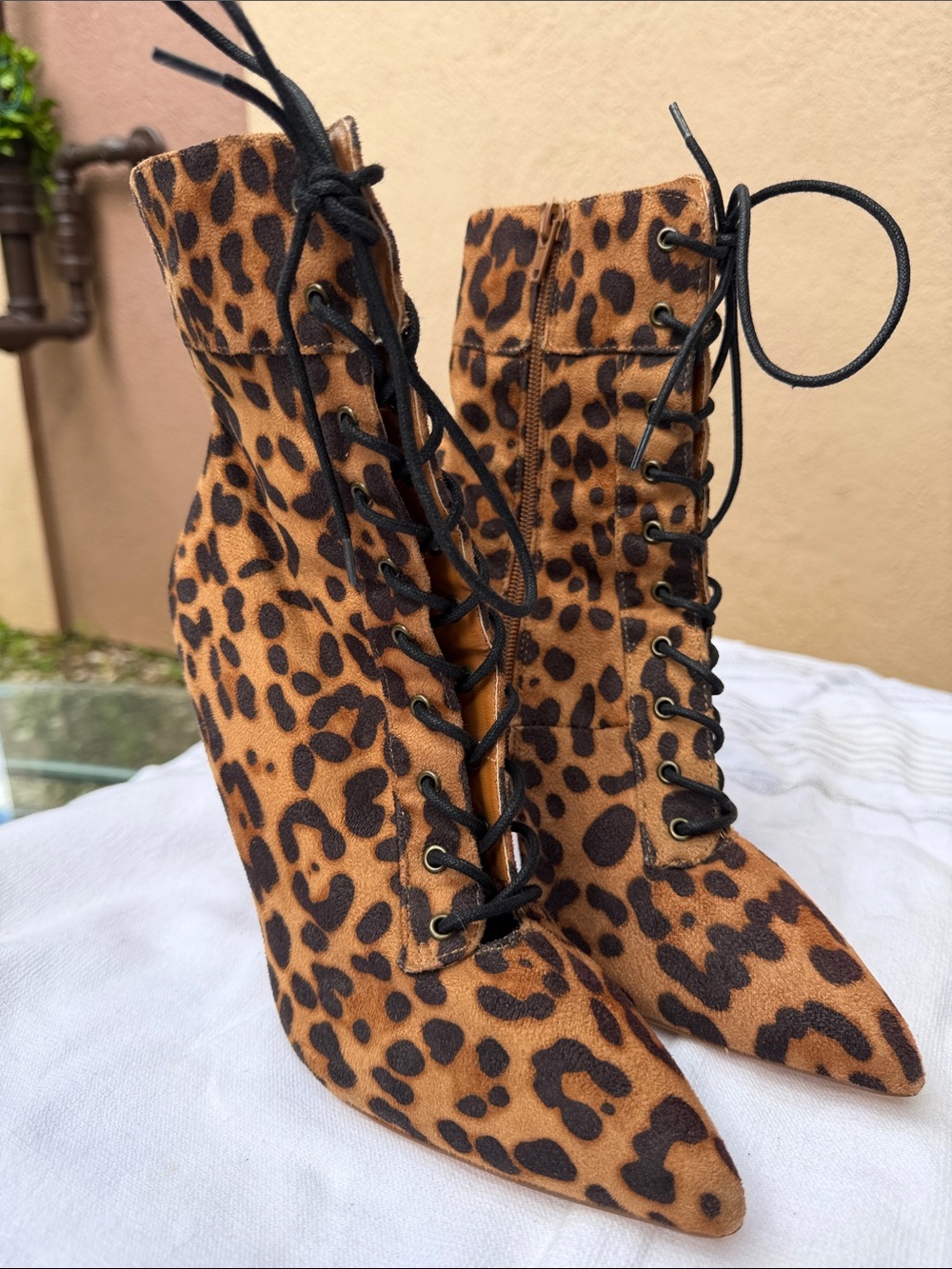 Fashion Nova Leopard Lace-Up Pointed Ankle Boots - Brown/Black